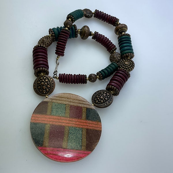 Vintage 22” Necklace Crushed Stone Mosaic Round With Brass Toned And Wood Beads Burgundy Green Pink Orange Tan Used