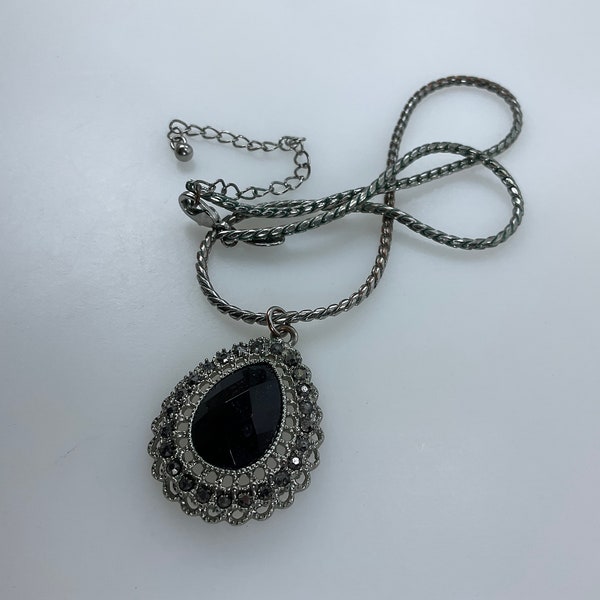 Vintage 2028 Company 16”-19” Necklace Silver Toned Teardrop With Black Rhinestones Shows Wear Used
