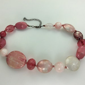 Vintage 16&quot;-19&quot; Necklace With Pink White Beads Used