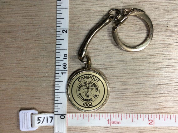 Vintage Gold Toned Key Chain 1984 River Valley Ri… - image 1