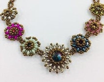 Tutorial de cuentas del patrón de Elizabeth Necklace usando cuentas de cristal Rivoli Superduo instrucciones paso a paso