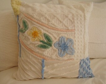 Blue And White Chenille Pillow Cover With Floral Center for 18" Pillow Insert