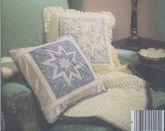 Quilted, Pieced Accessories decorated with Stars - McCall's Crafts 9827 - UNCUT - Apron, Pillows