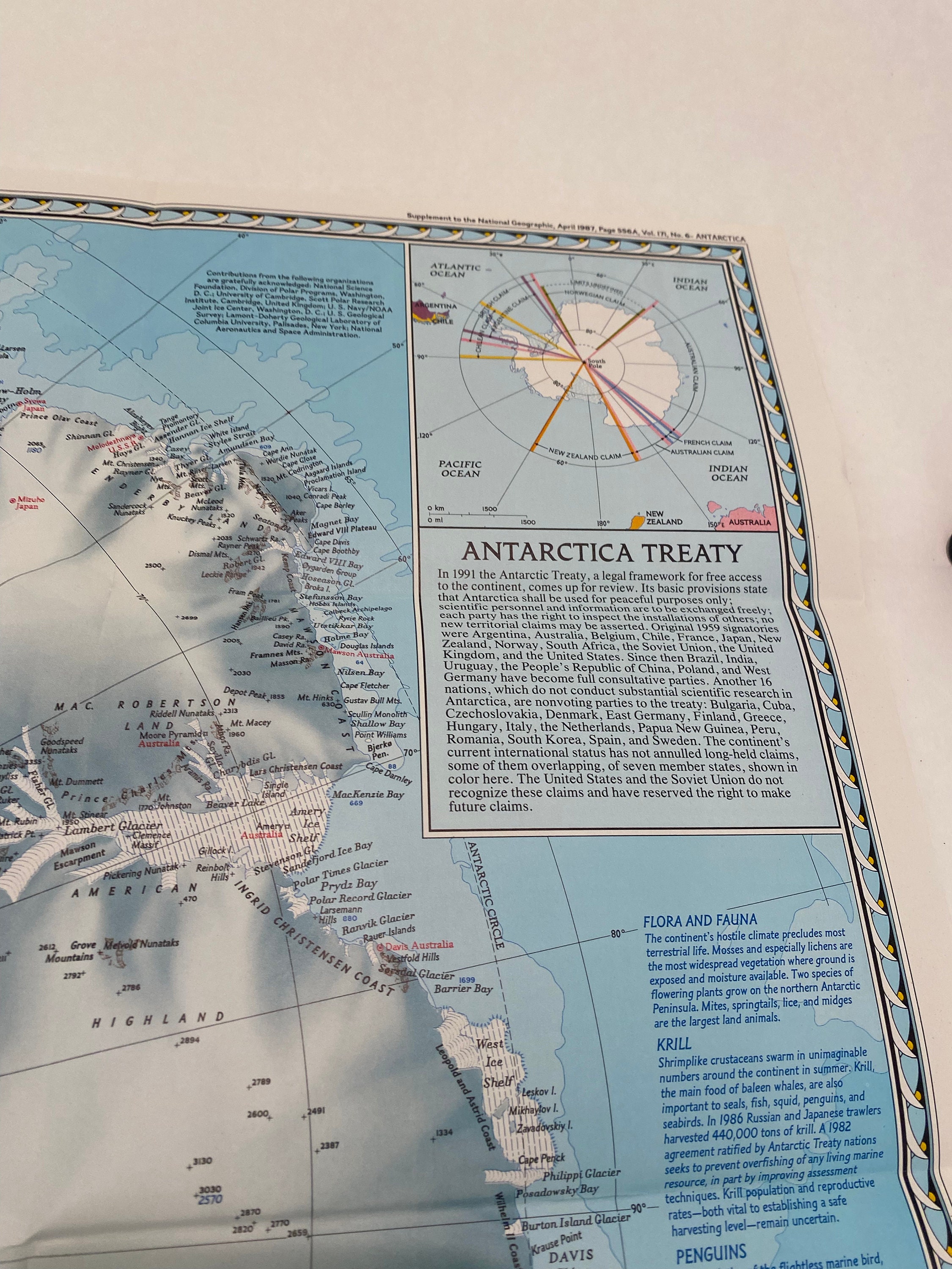 ぴあマップ　1987 Original April 1987 Map of Pinnipeds Around the World