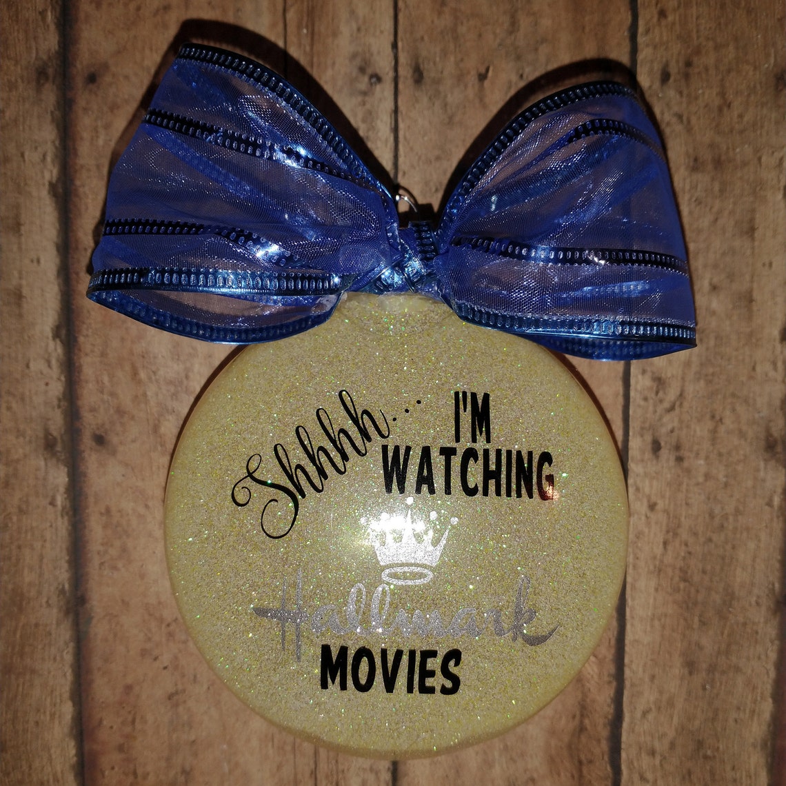 Hallmark Movie Christmas Ornament Watching Hallmark Movies Etsy Nederland