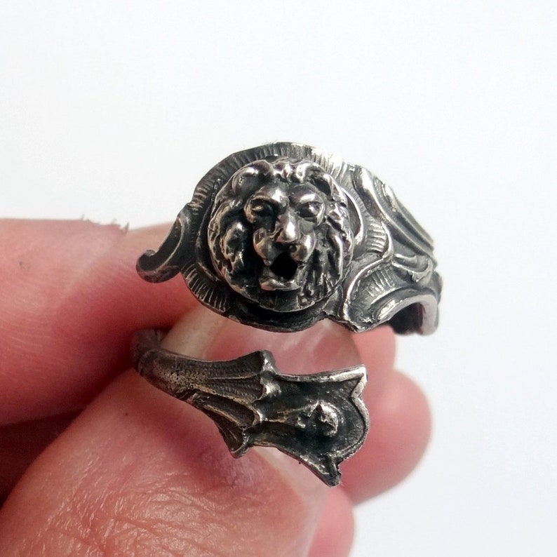 Animal Ring Lion Ring for Women Silver Ring Lion Head Ring Antique Patina Silver Lion Jewelry Sterling Silver Lion Ring