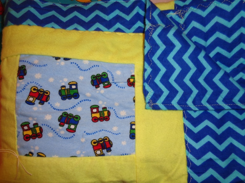 Children/'s Little Train Blanket Old Fashioned Quilt for Babies and Toddlers