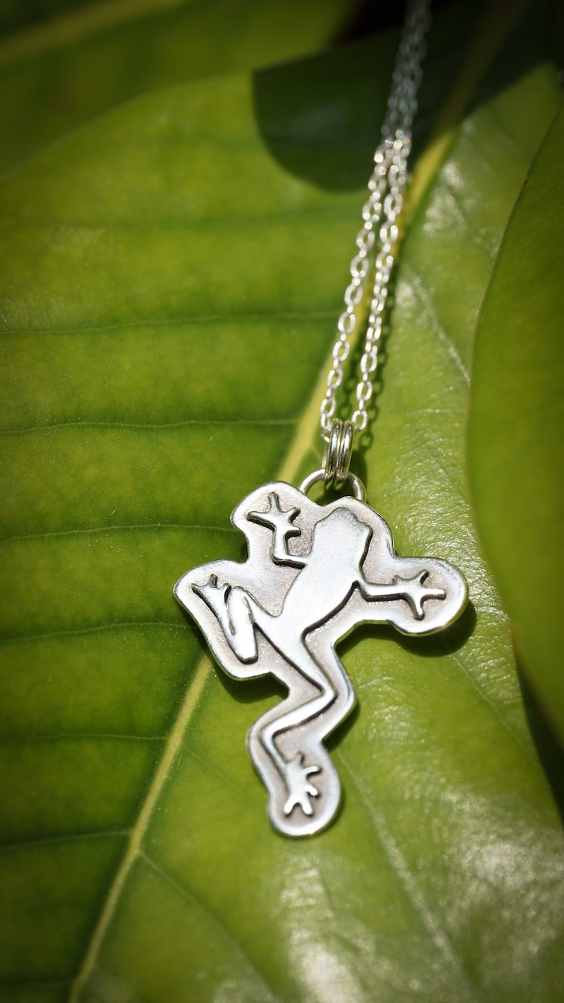 Silver Treefrog Necklace Etsy