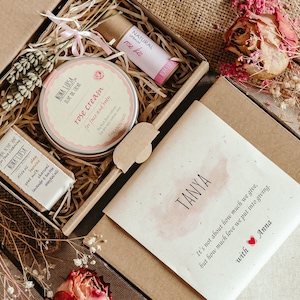 Coffret cosmétique personnalisé, coffret fait main pour elle, coffret beauté, coffret cadeau fête des mères, cadeau soin de soi
