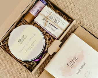 Coffret cadeau de luxe lavande personnalisé I Ensemble 100% naturel par Nona Luisa I Beurre corporel, barre de savon naturel, baume à lèvres, boîte de gratitude, cadeau écologique