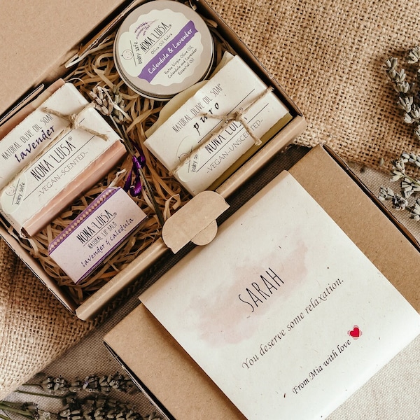 Personalisierbare Lavendel Geschenkbox für empfindliche Haut | 100% nachhaltig von Nona Luisa | Pflegeseife für empfindliche Haut, Selbstpflege Geschenkbox, Spa Box