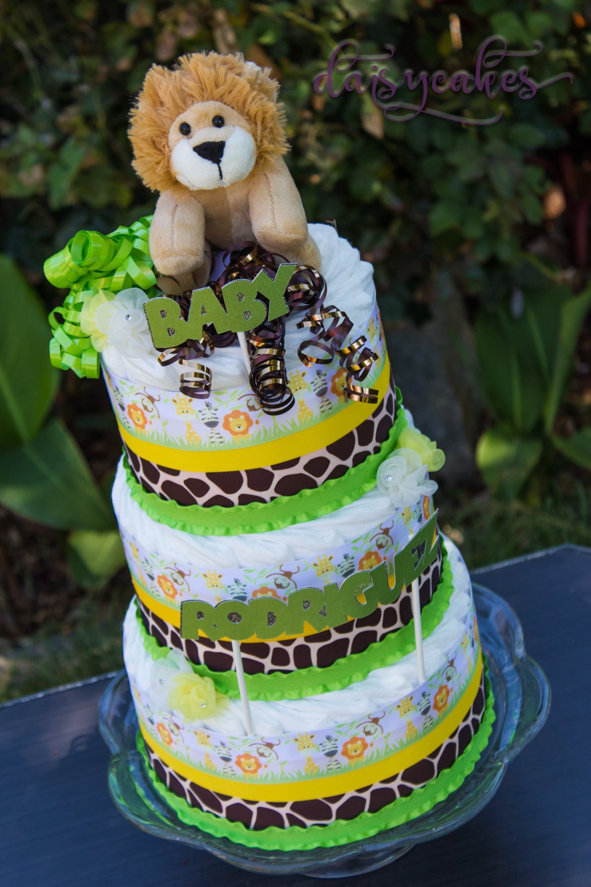 safari baby shower diaper cake