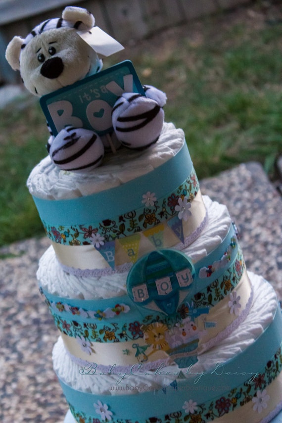 its a boy diaper cake
