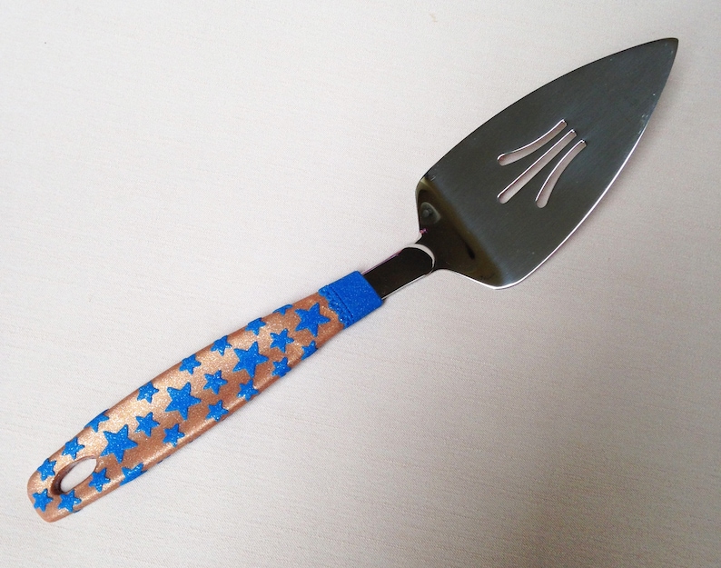 Glitter Gold and Blue Stars on Gold PiePastry Server Gift for Bakers Pizza Server Polymer Clay Decorated Utensil Cake Server