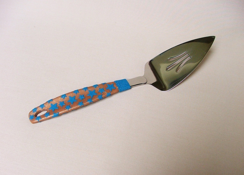 Glitter Gold and Blue Stars on Gold PiePastry Server Gift for Bakers Pizza Server Polymer Clay Decorated Utensil Cake Server
