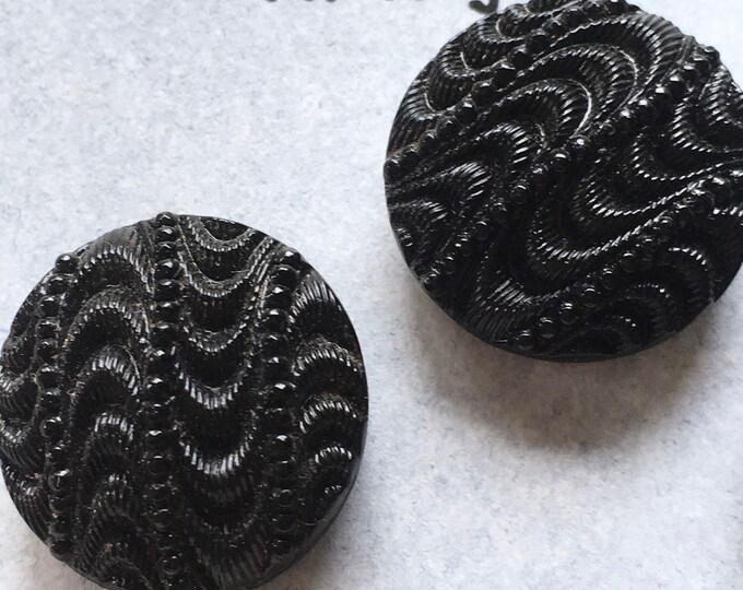 4 Gorgeous Faux Thread, Wavy Semi Glossy Black Vintage Black Czech ...