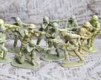 miniature soldiers for sale