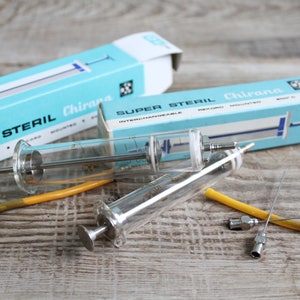 5 ml + 10 ml Reusable syringes hospital equipment vintage syringe glass box hospital pharmacy old medical device rare Medical supplies gift