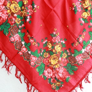 floral wool scarf, 33.5 &quot; (850 mm), folk shawl, white piano scarf fringe Ukranian shawl, vintage floral shawl, retro headscarf, babushka