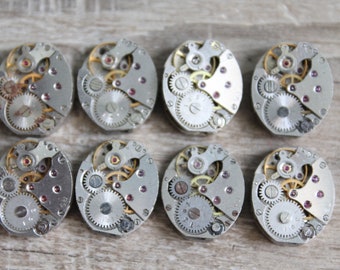 lot of 8 watch movements  0.6 " x 0.5 " / jewelry supplies / Steampunk supplies /  Watch movements for art / Vintage / Steampunk Findings