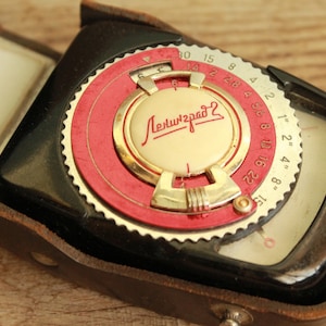 Esposimetro fotografico d'epoca Leningrado-2 con custodia in pelle originale, esposimetro manuale URSS Leningrado, esposimetro sovietico retrò