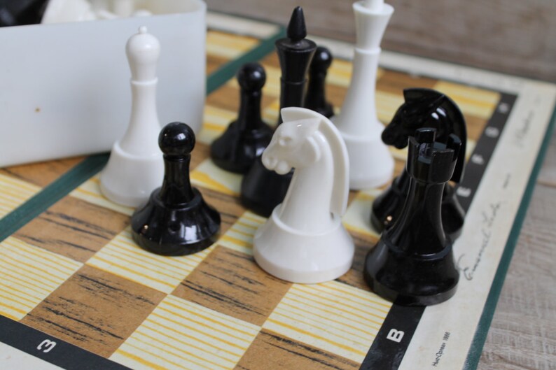 chess set chess set with unique chess board with 12 prints of autographs of world champions Vintage Soviet era USSR chess set