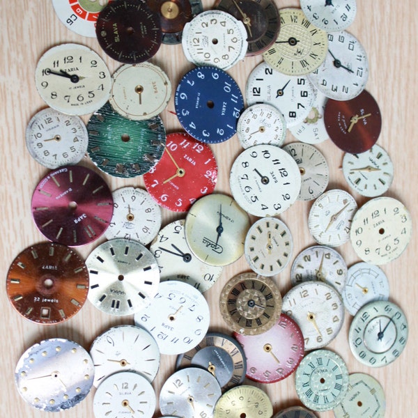 dial supplies 0.6 - 0.7 " / vintage watch faces /  set of 50  watch faces USSR ...  watches dials ... circle dials ... steampunk supplies