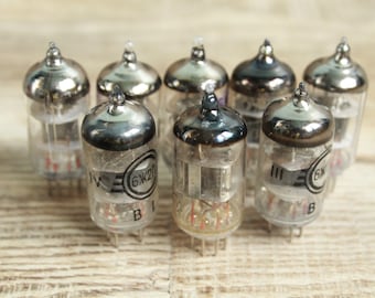 lot of 8 Vacuum Radio Tubes, radio valves,  Steampunk supplies, Altered Art, Radio Components, Radio Lamp / rare finds / Soviet vintage