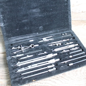 Drawing Compass, Drawing Instruments, Vintage set of Drawing Instruments / 11.2" x 6.8" / Engineering Science, Drafting tools, Drafting Set