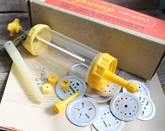 vintage confectionery syringe with many nozzles / Syringe for pastry / Сonfectionery syringe / Squirt cream Vintage / Cake Decorating Set