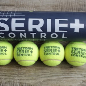 Vintage Tretorn Tennis Balls: Serie + Control, Set of 4 (NOS)