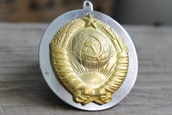 medallion emblem of the USSR/ bimetal / collectibl