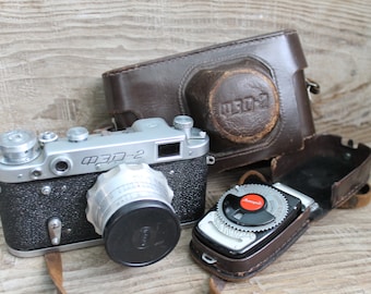 Vintage FED 2 Rangefinder Camera with Leningrad Light Meter