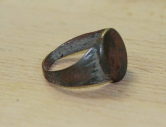 Authentic Antique Rusty Ring from Archaeological … - image 3