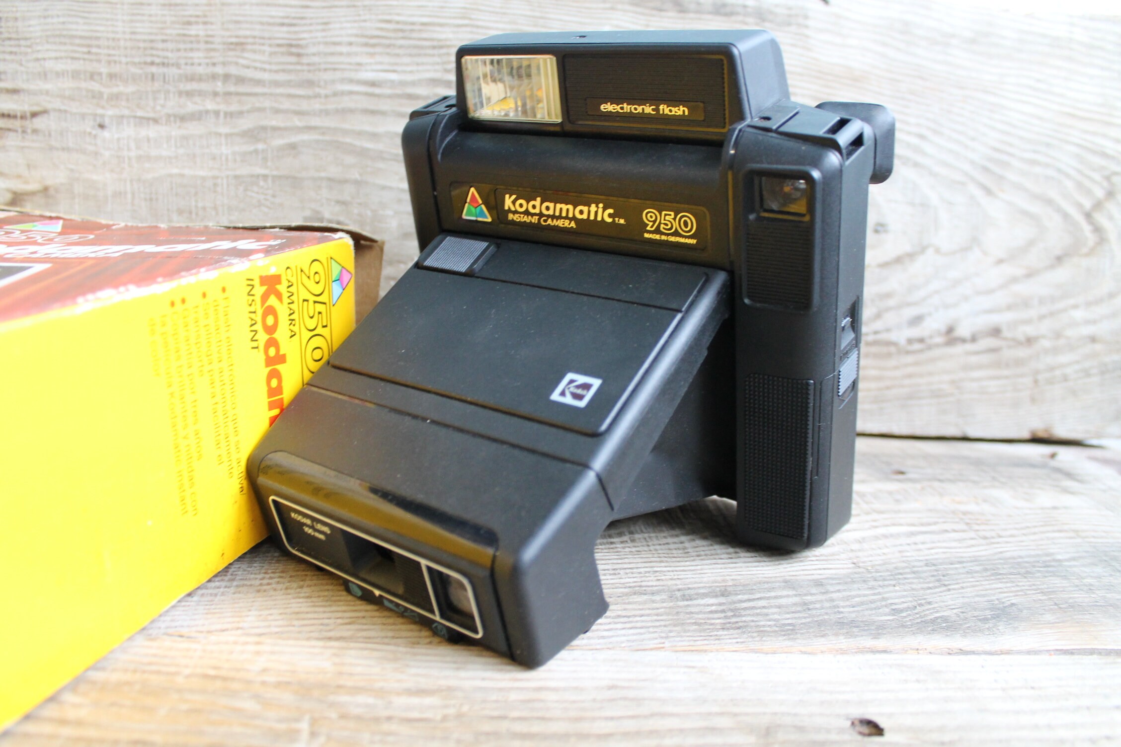 Kodamatic 950 Instant Camera: Vintage Kodak Camera in Original Box