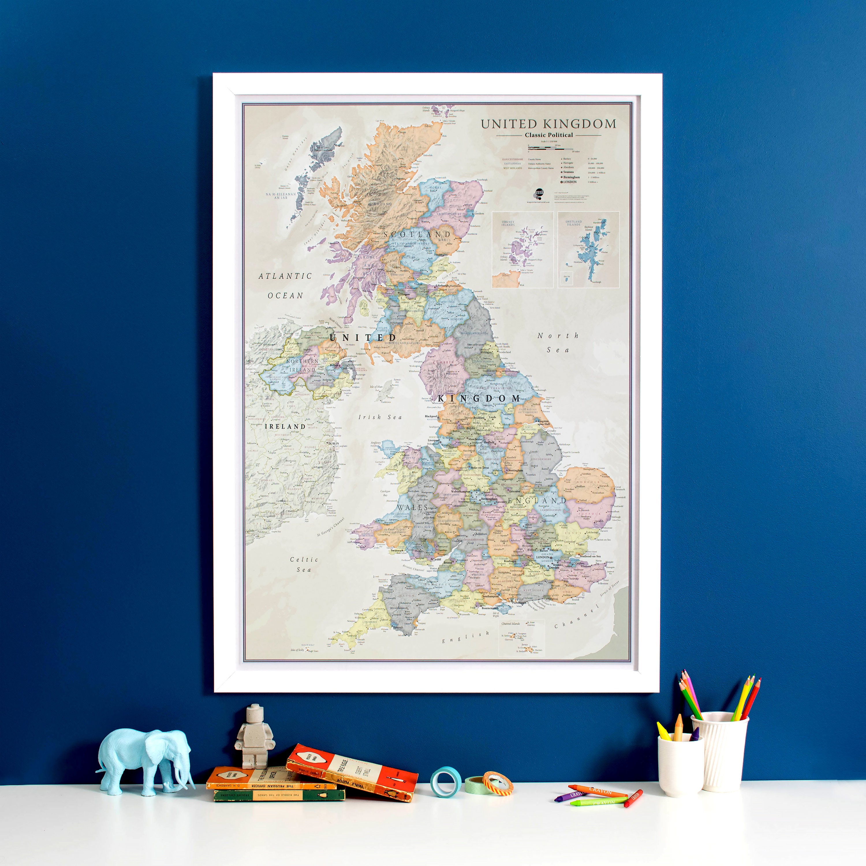 UK Classic Map Poster Art - Wall Decor Print - British Isles Map