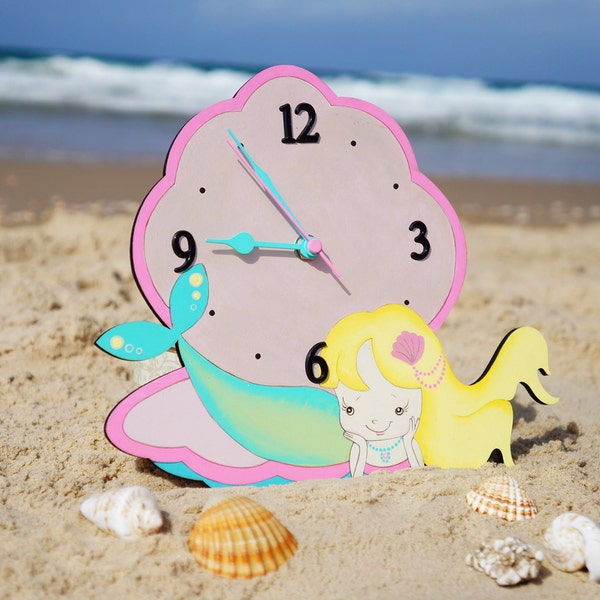 Reloj de pared del cuarto de niños niña de guardería náutica, guardería de sirena, decoración de la habitación de las niñas, reloj infantil hecho a mano, decoración de la habitación de bebé niña, relojes únicos