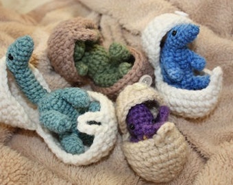 CROCHET PATTERN: Hatching Dinosaur Eggs