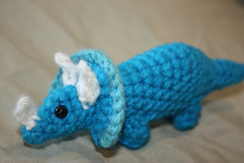 CROCHET PATTERN: Hatching Dinosaur Eggs image 3