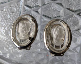 Warner Cameo Reverse Carved Lucite Clip On Earrings