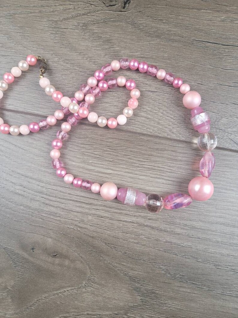 Pinks Vintage Beaded Necklace