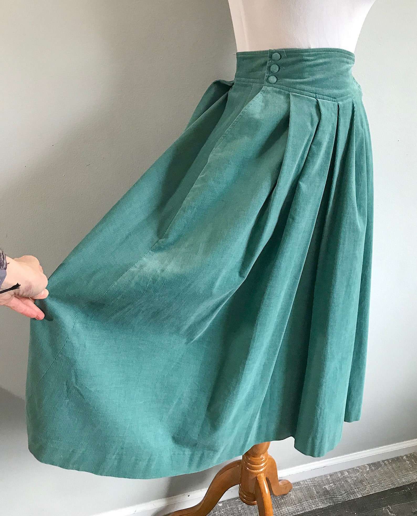 Vintage Laura Ashley Skirt Fit and Flare Pleated Pockets Lined | Etsy