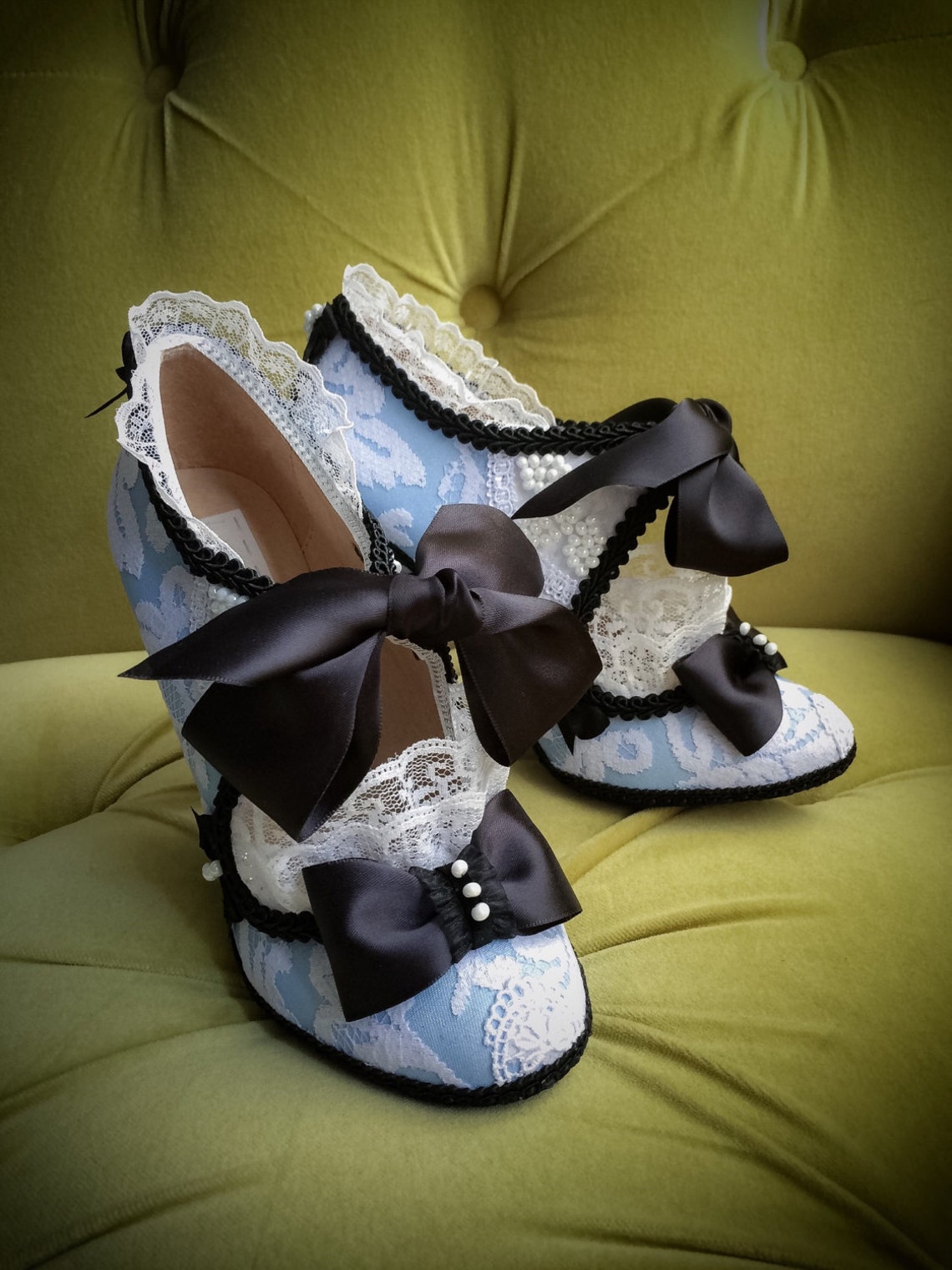 alice in wonderland high heels