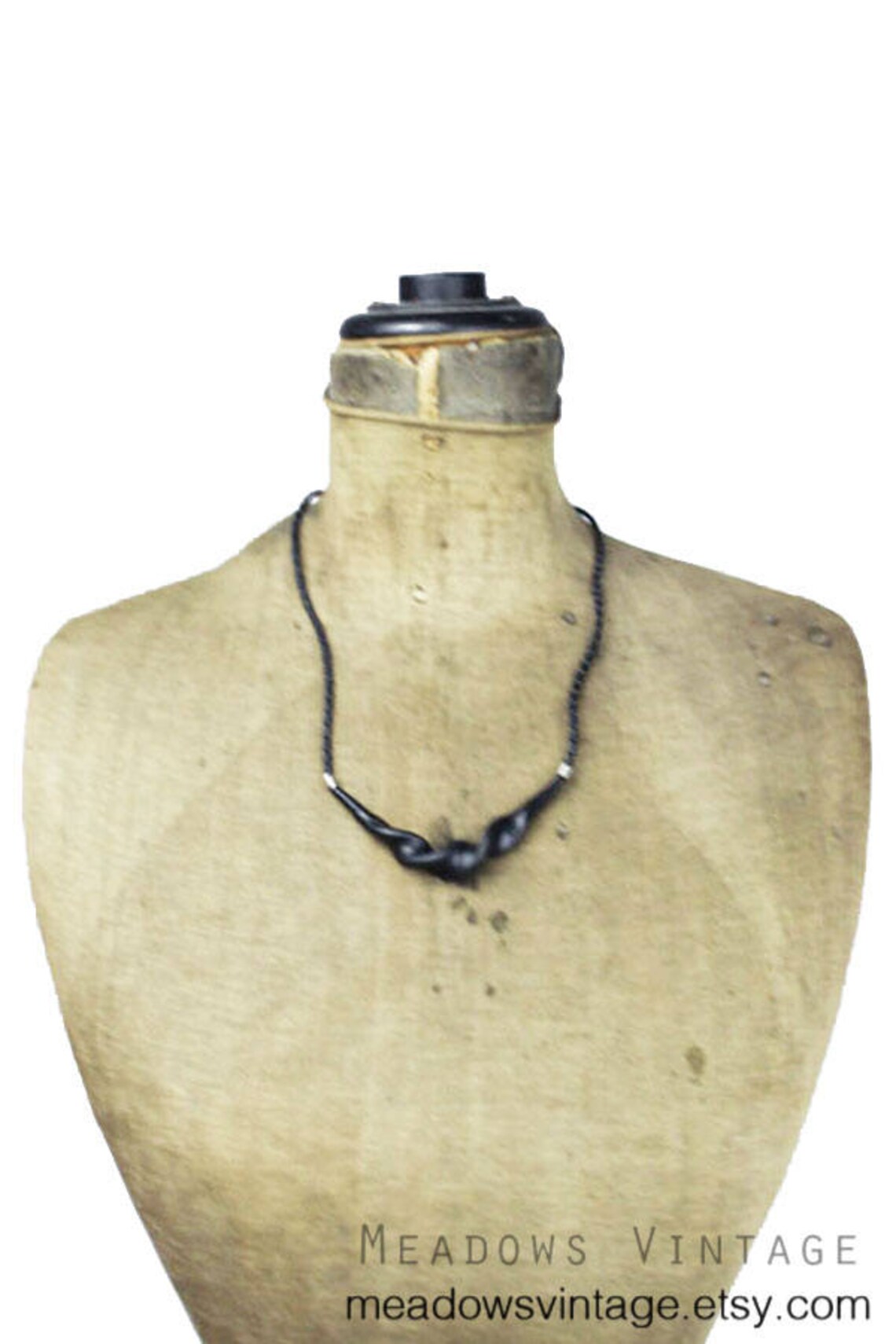 chunky black bead necklace