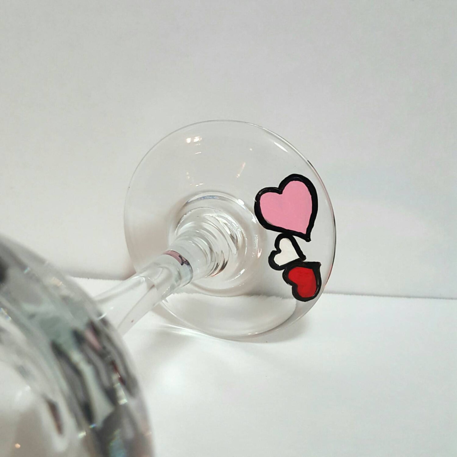 Hand Painted Wine Glasses Red Pink and White Hearts Painted Etsy