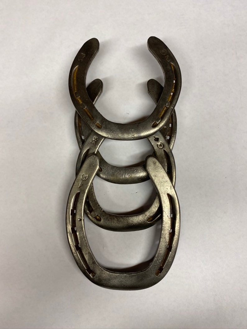 horseshoe boot puller