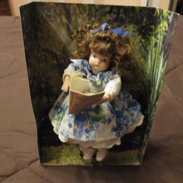 Enlightened" 6" Full Body Porcelain "Tiny Tot Marie Osmond Doll New in Window Card Box for Collector of Marie Osmond dolls FREE USA SHIPPING