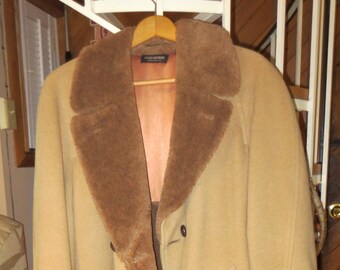 50% Mark Down Brooks Brothers Men&#39;s Cashmere Outer Coat, Warm Plush Fleece Lining - Pristine Condition - Size 44 Regular FREE USA SHIPPING