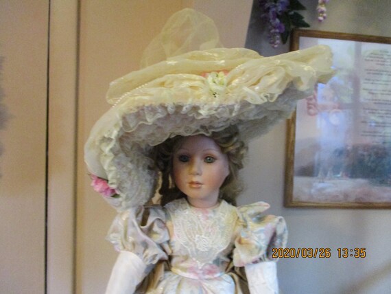 Mary 26 Inch Porcelain 1800 s Lady Doll by Michael Reid Cert of Authenticity 600 Pcs Worldwide Decorated Usable Photo Album Stand Boxed Etsy