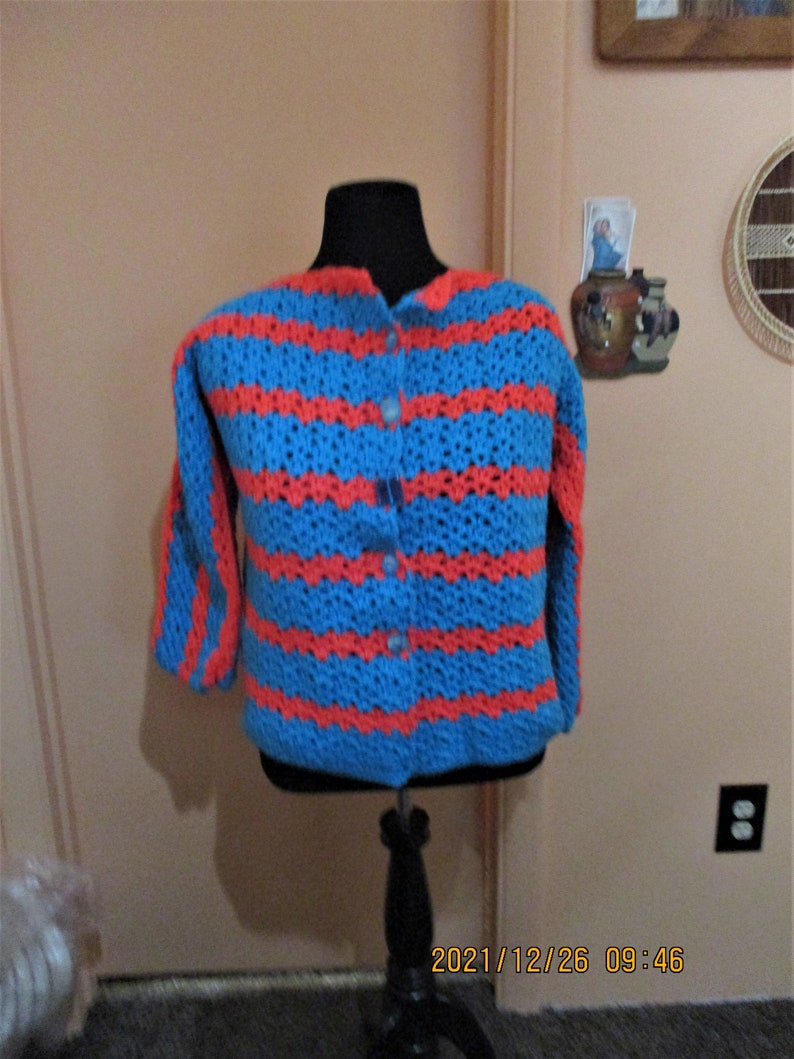 NEVER WORN MODEL Ladies Spring Cardigan in Turquoise and Deep Coral Size Medium-Large, Back Pleat 5 Craft Nugget Buttons Easy Care Washable image 1
